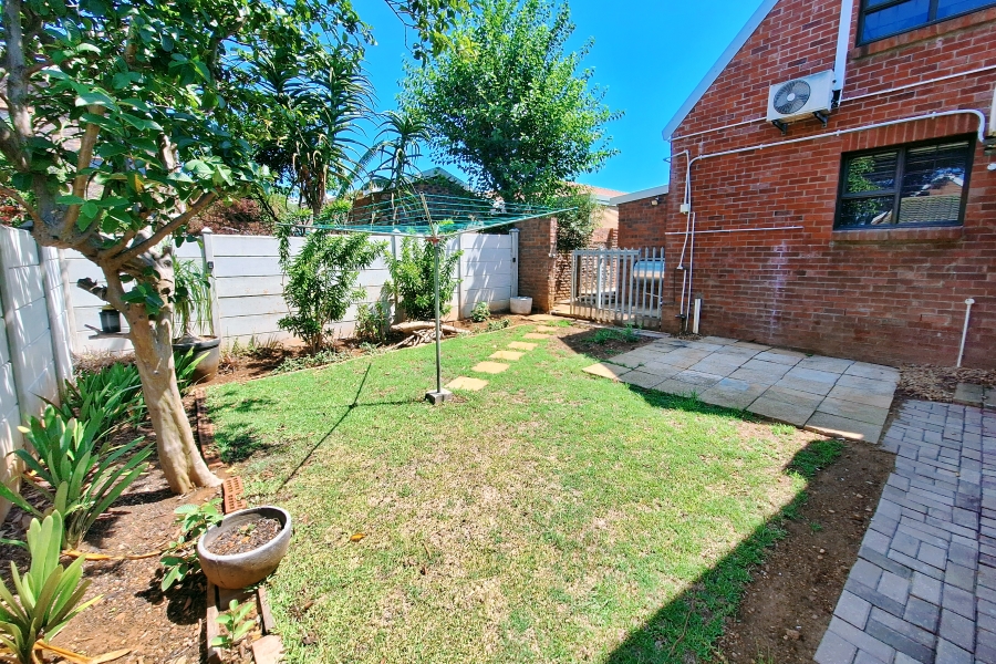 4 Bedroom Property for Sale in Noorsekloof Eastern Cape